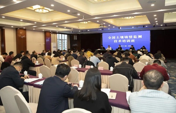 全国推进HJ04DC海角论坛墒情监测技术，海角官网首页登录入口助力绿色农业现代化发展