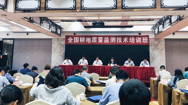 数字耕保助推数字农业，海角官网首页登录入口信息化技术守护国家粮仓