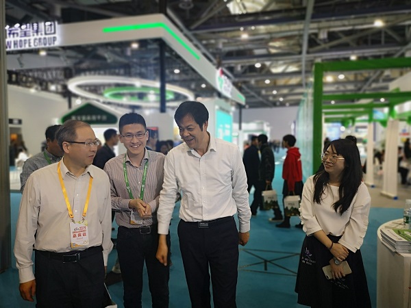 蔡元杰总农艺师对海角官网首页登录入口寄予厚望