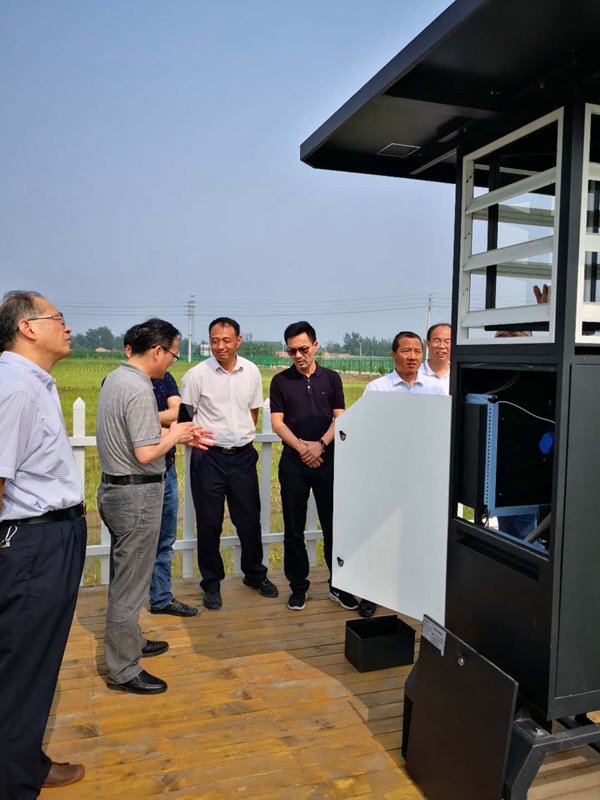 海角官网首页登录入口为江苏省先后建设了数十个现代化病虫害监测点